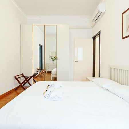 S. Maria Valle Central Roomy Flat Milano Eksteriør bilde